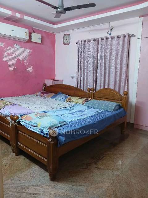 3 BHK Flat In Hiranya Enclave, Chrompet For Sale  In Chromepet