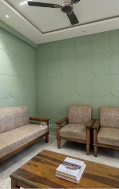 2 BHK Flat In Amrapali Princely Estate for Rent  In Sector 76