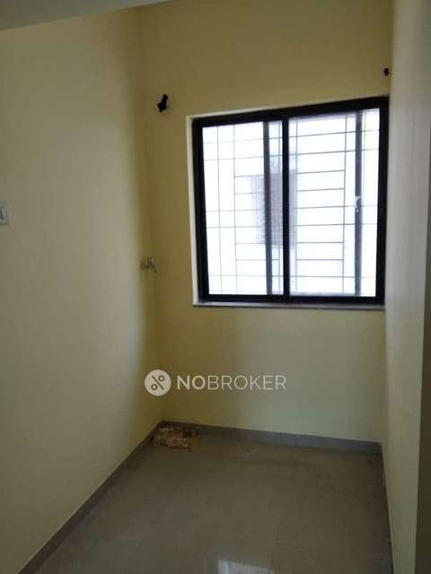 2 BHK Flat In Kalpataru Serenity For Sale  In Manjri Bk