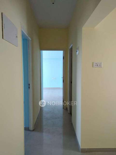 2 BHK Flat In Kalpataru Serenity For Sale  In Manjri Bk