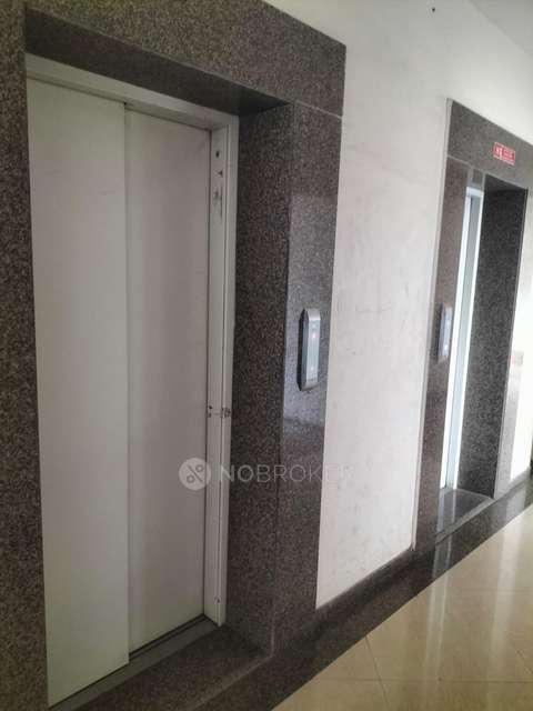 2 BHK Flat In Kalpataru Serenity For Sale  In Manjri Bk