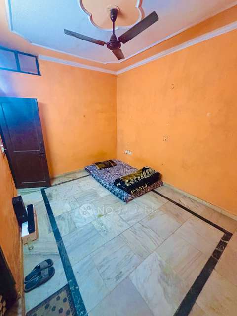 Single Room for Male In 2 BHK  In Indra Vihar