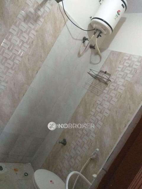 2 BHK Flat In Richmond Pride Phase I For Sale  In Richmond Pride, Survey No. 81, Kelasanali Village, Jigini Hobli, Omax Circle, Lake Road, Bengaluru, Karnataka 560105, Off Bommasandra-jigini Link Road , India