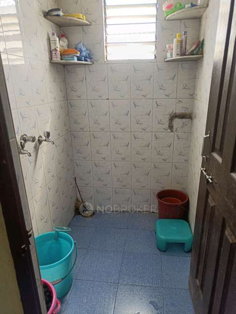 Single Room for Female In 2 BHK  In Vividhata Building In  Sector No-21 