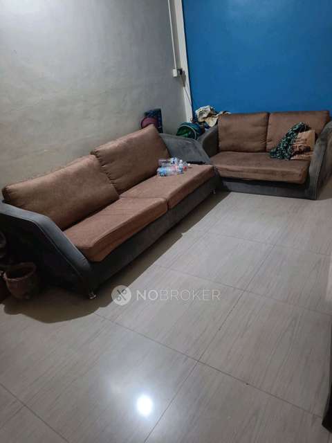Single Room for Female In 2 BHK  In Vividhata Building In  Sector No-21 