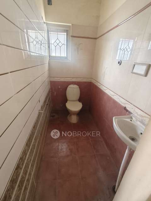 4+ BHK House For Sale  In 41, 34th Main Rd, Vysya Bank Colony, Tmc Layout, 1st Phase, J. P. Nagar, 