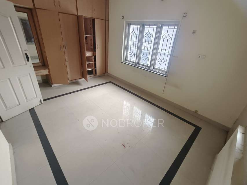 4+ BHK House For Sale  In 41, 34th Main Rd, Vysya Bank Colony, Tmc Layout, 1st Phase, J. P. Nagar, 