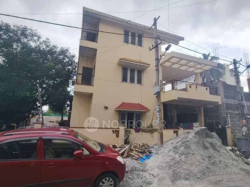 4+ BHK House For Sale  In 41, 34th Main Rd, Vysya Bank Colony, Tmc Layout, 1st Phase, J. P. Nagar, 