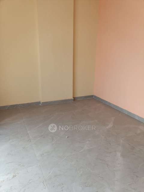 1 BHK Flat For Sale  In Khemani Industry Area