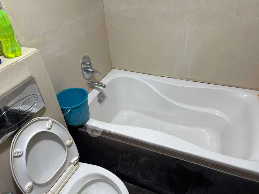 2 BHK Flat In Lodha Aqua For Sale  In Mira Road, Mumbai