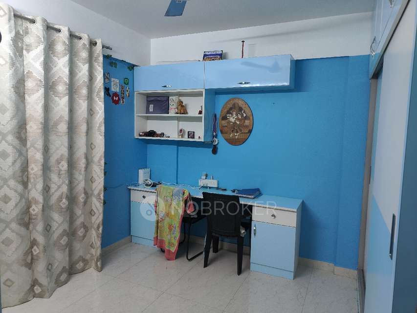 3 BHK Flat In V2 Vaishak  Housing For Sale  In Old Guddadahalli