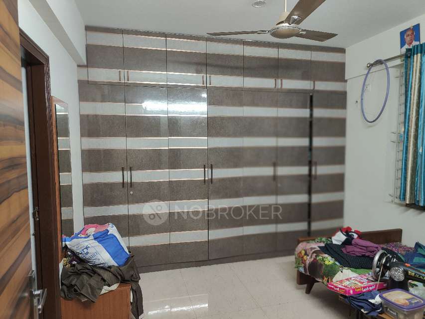 3 BHK Flat In V2 Vaishak  Housing For Sale  In Old Guddadahalli