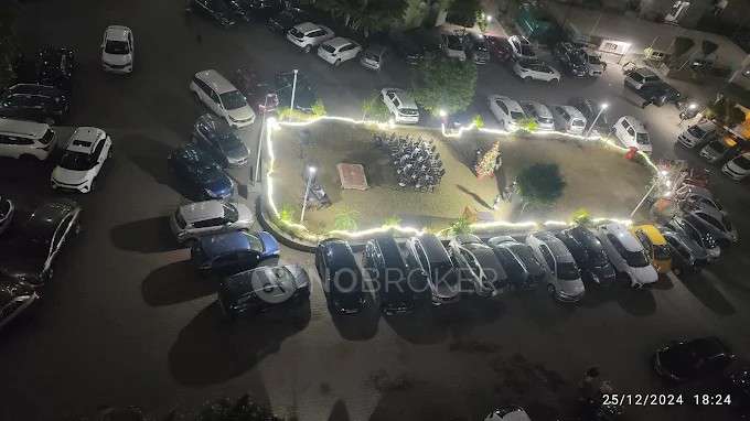 2 BHK Flat In Neel Padam Kunj, Vaishali For Sale  In Vaishali