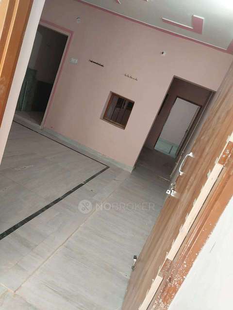 1 BHK Flat for Rent  In Sector 3