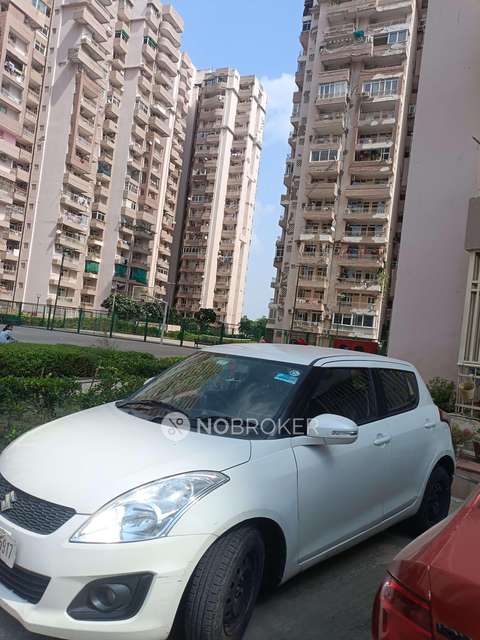 2 BHK Flat In The Hyde Park  For Sale  In Sector  78