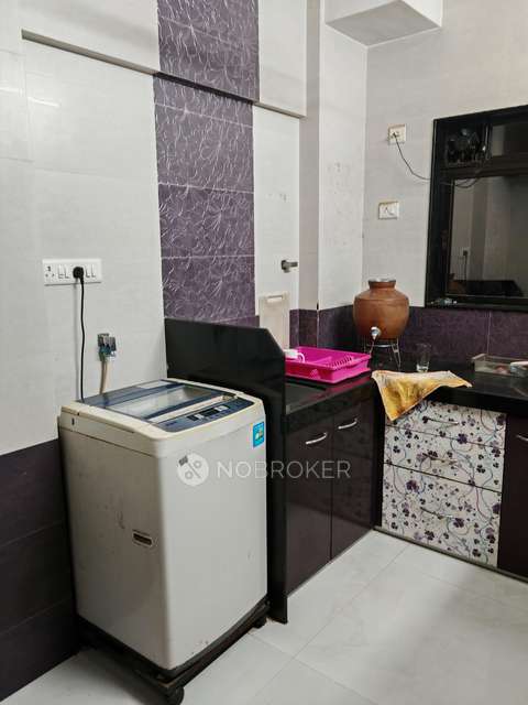 2 BHK Flat In Shri Siddhivinayak Chsl, Kandivali West For Sale  In Kandivali West