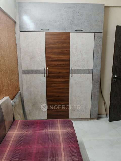 2 BHK Flat In Shri Siddhivinayak Chsl, Kandivali West For Sale  In Kandivali West