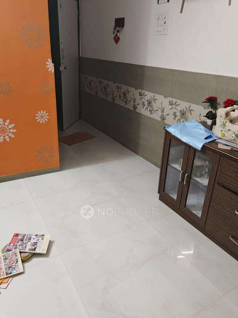 2 BHK Flat In Shri Siddhivinayak Chsl, Kandivali West For Sale  In Kandivali West