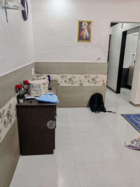 2 BHK Flat In Shri Siddhivinayak Chsl, Kandivali West For Sale  In Kandivali West