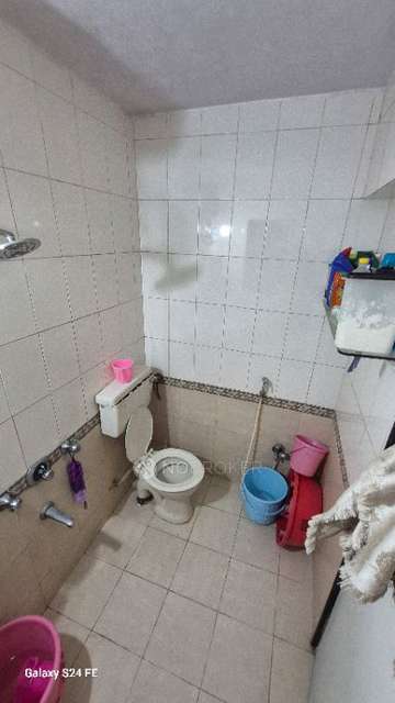 2 BHK Flat In Nirmal Life Style Complex Topaz For Sale  In Mulund West