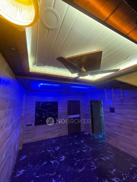 2 BHK Flat In Park View Apartments For Sale  In Andheri East