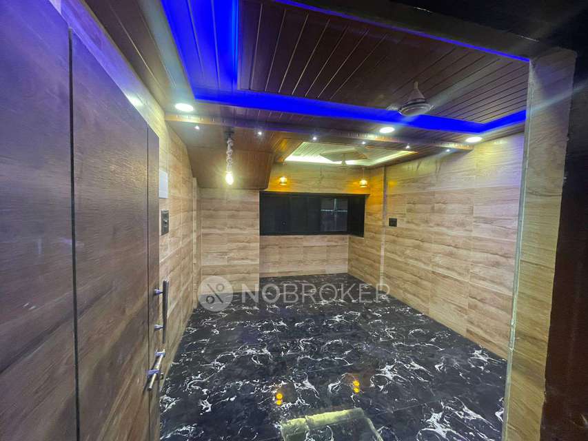 2 BHK Flat In Park View Apartments For Sale  In Andheri East