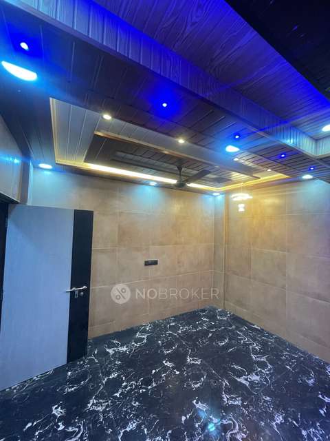 2 BHK Flat In Park View Apartments For Sale  In Andheri East