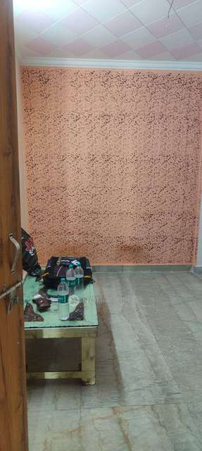 3 BHK Flat For Sale  In Laxmi Nagar