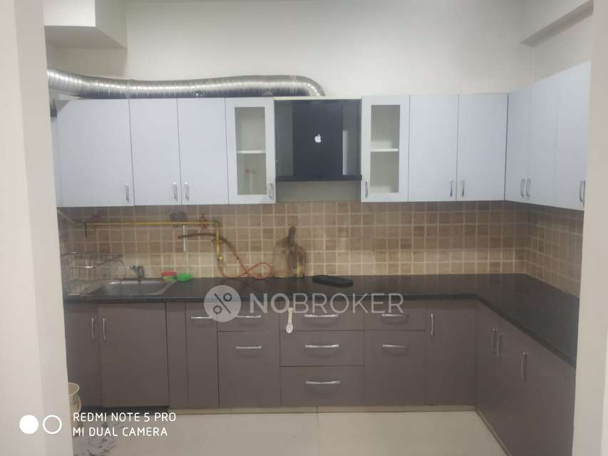 4 BHK Flat In Mahagun Mywoods Phase Ii, Sector-16c for Rent  In Sector-16c