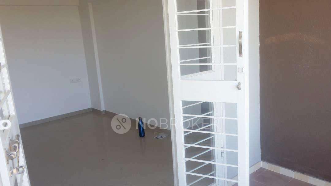 1 BHK Flat In Alankar Housing Society For Sale  In Charholi Budruk
