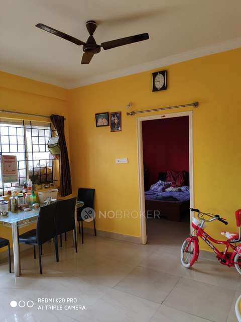 2 BHK Flat In Mahaveer Varna For Sale  In Kannamangala, 