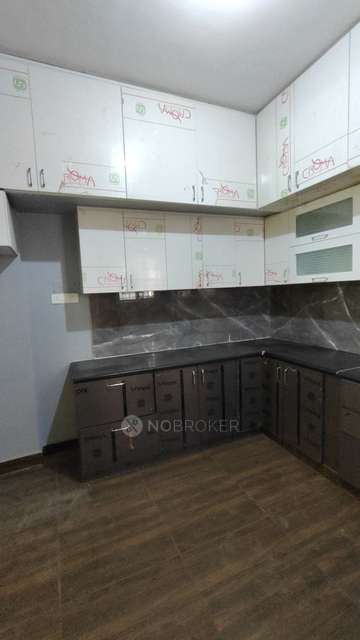 2 BHK Flat In Mahaveer Varna For Sale  In Kannamangala, 