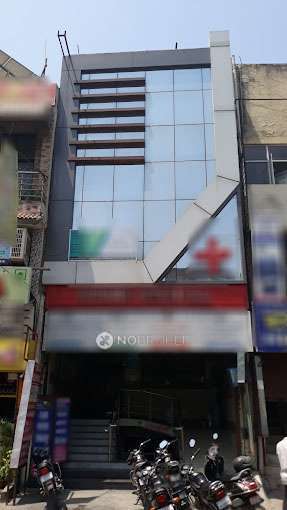 Shop in Sector 15, Gurgaon for Rent 