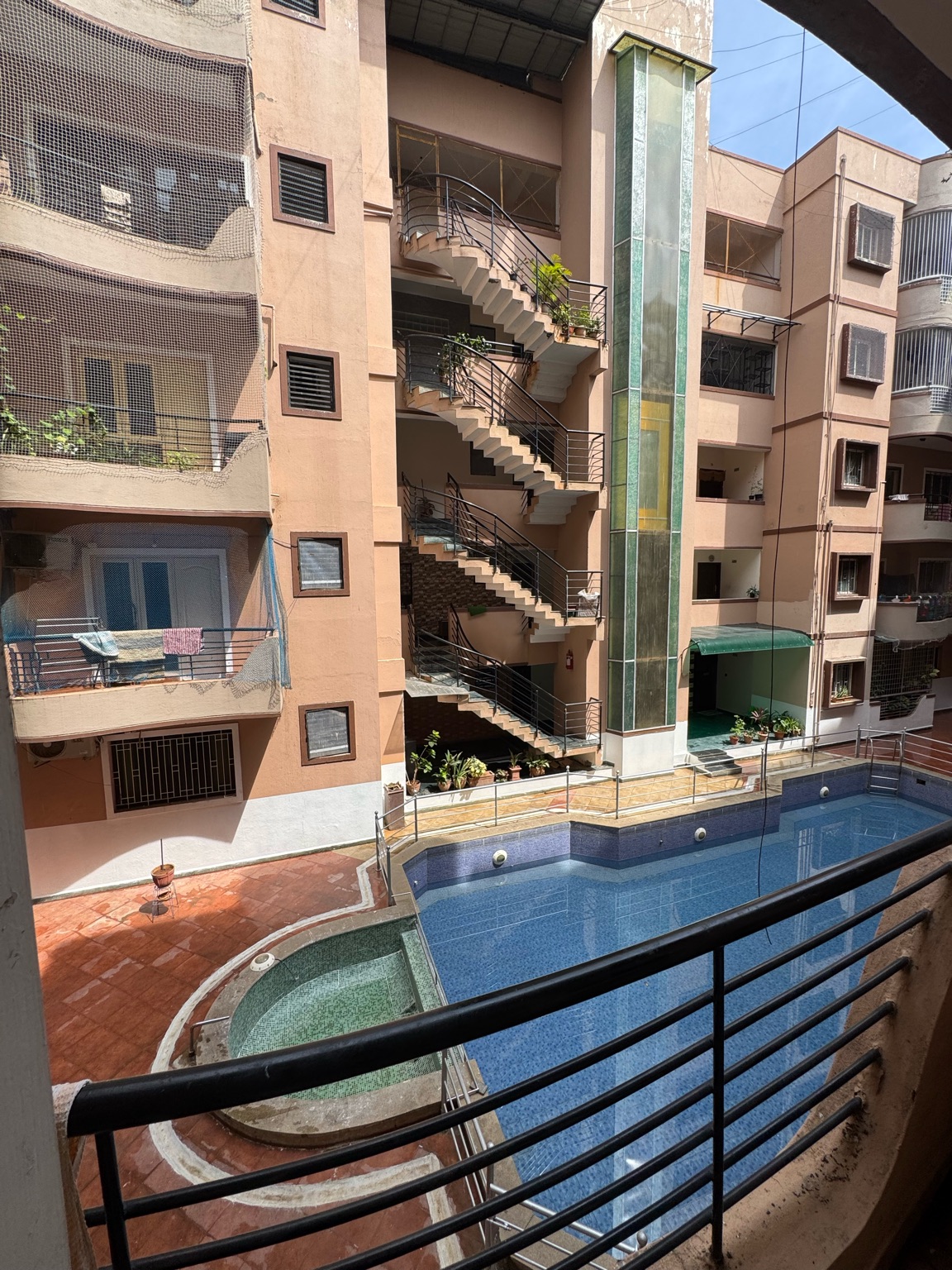 Infinite Nr Green Woods