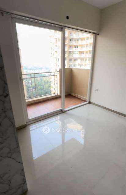 3 BHK Flat In Mahagun My Woods For Sale  In Gaur City 2