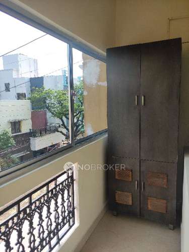 2 BHK Flat In Balaji Apartment For Sale  In Perumbakkam
