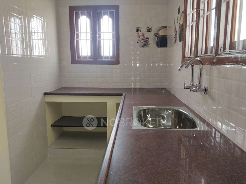 2 BHK Flat In Apartment For Sale  In Nanganallur