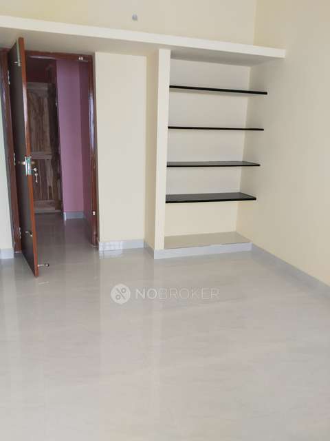 2 BHK Flat In Apartment For Sale  In Nanganallur