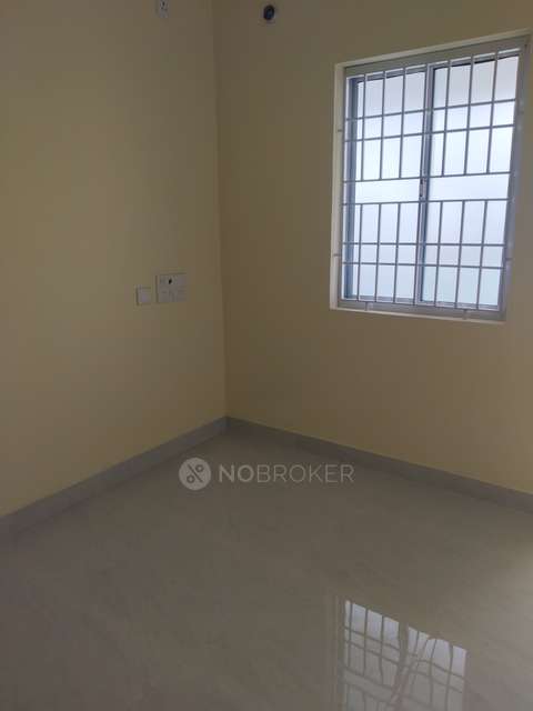 2 BHK Flat In Apartment For Sale  In Nanganallur