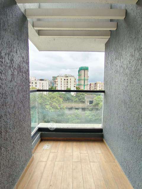 3 BHK Flat In Majestique Signature Towers For Sale  In Baner