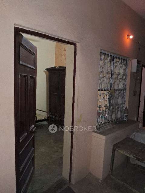 1 RK House for Rent  In M9q6+6jm, Block 8, Rajendra Nagar, Sahibabad, Ghaziabad, Uttar Pradesh 201005, India