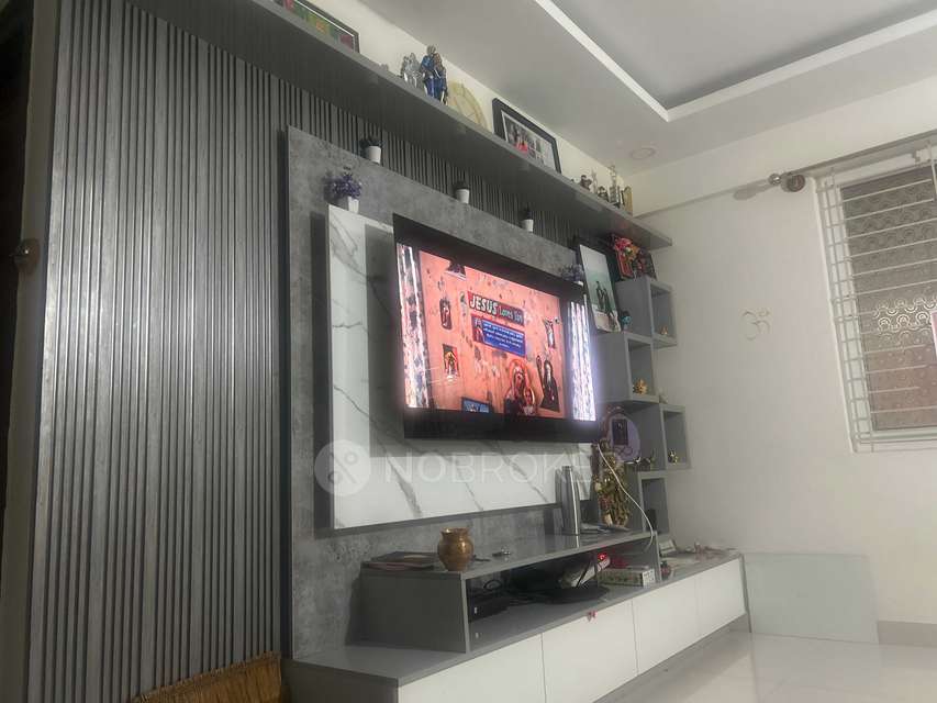 2 BHK Flat In V2 Vaishak  Housing For Sale  In Old Guddadahalli