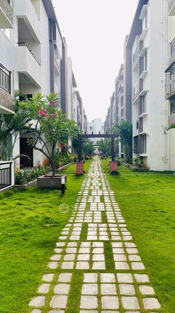 3 BHK Flat In Innovative Oak Garden Phase-2 For Sale  In Bhoganhalli
