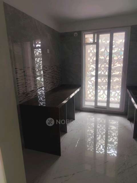 2 BHK Flat In Tharwani Vedant Palacia For Sale  In Vasant Valley 