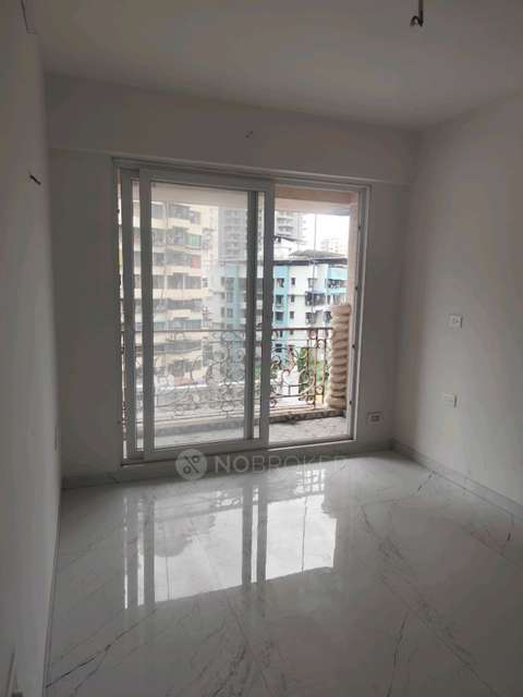 2 BHK Flat In Tharwani Vedant Palacia For Sale  In Vasant Valley 