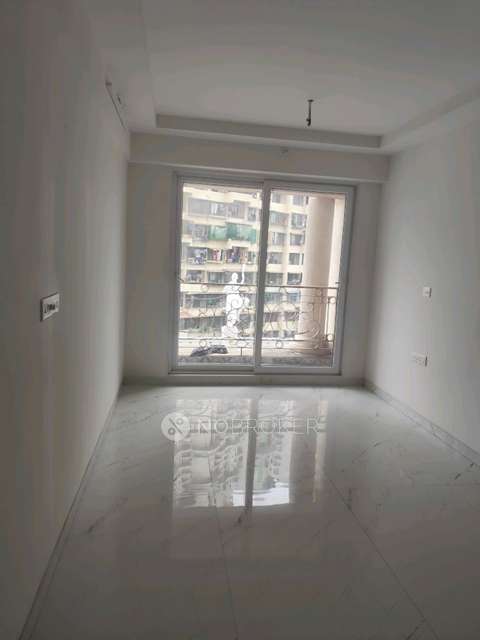 2 BHK Flat In Tharwani Vedant Palacia For Sale  In Vasant Valley 