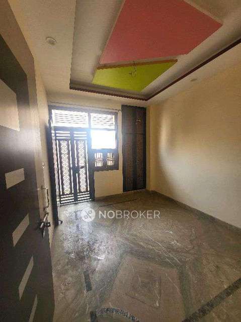 4+ BHK Flat In Standalone Building  For Sale  In Yamuna Vihar