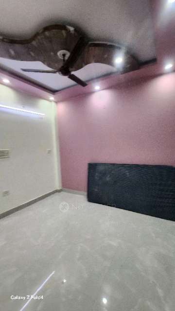 1 BHK Flat In Buiilder Floor for Lease  In Nawada