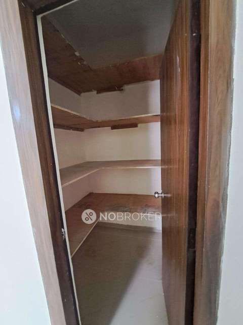 2 BHK Flat In Windsor Paradise 2 For Sale  In Raj Nagar Extension