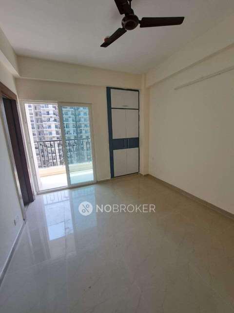 2 BHK Flat In Windsor Paradise 2 For Sale  In Raj Nagar Extension